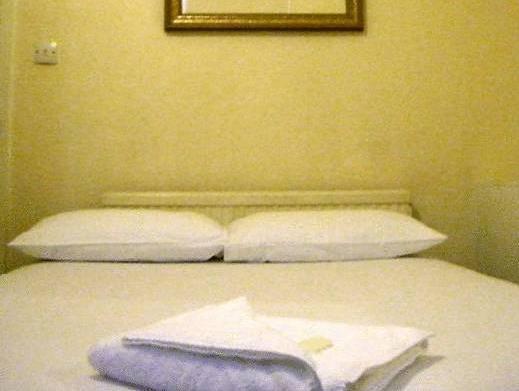Fitzroy/Cosmo Hotel ลอนดอน ภายนอก รูปภาพ